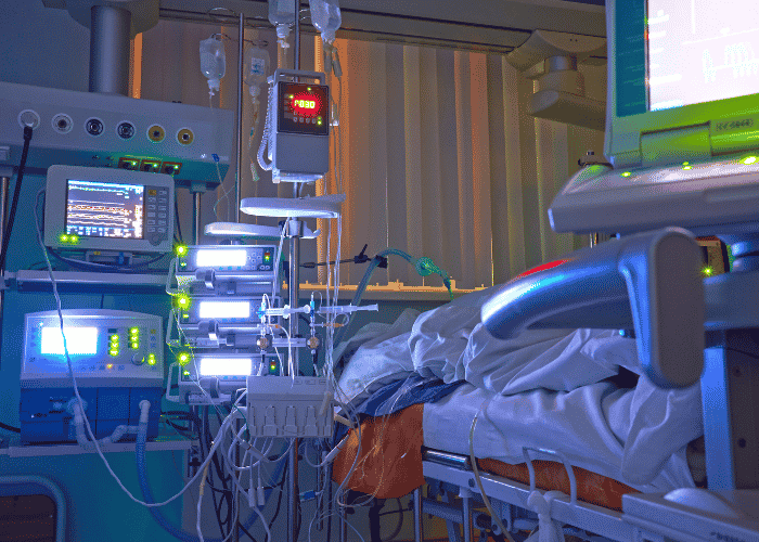Advancements in ICU Technology and Critical Care Medicine