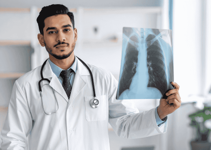 Common Lung Diseases and Symptoms: When You Should Visit a Pulmonologist